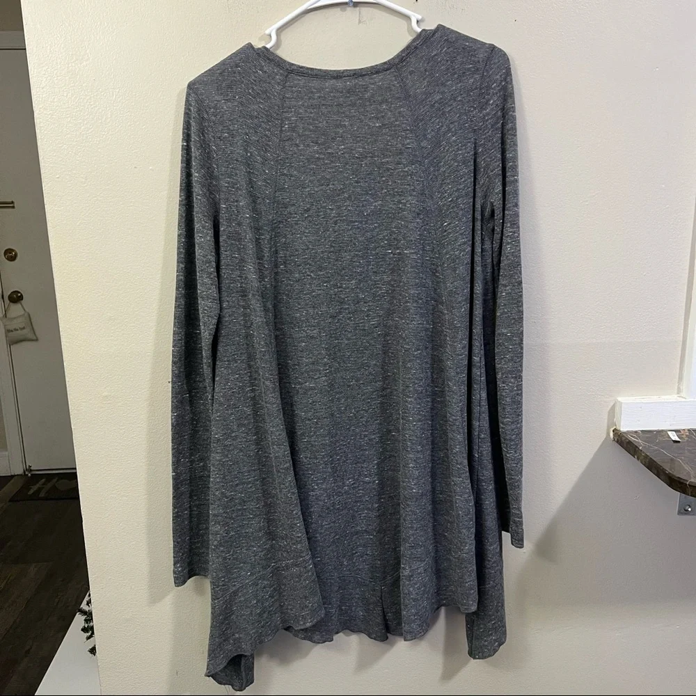 Free people deep neckline longline tunic long sleeve shirt Gray Size XS